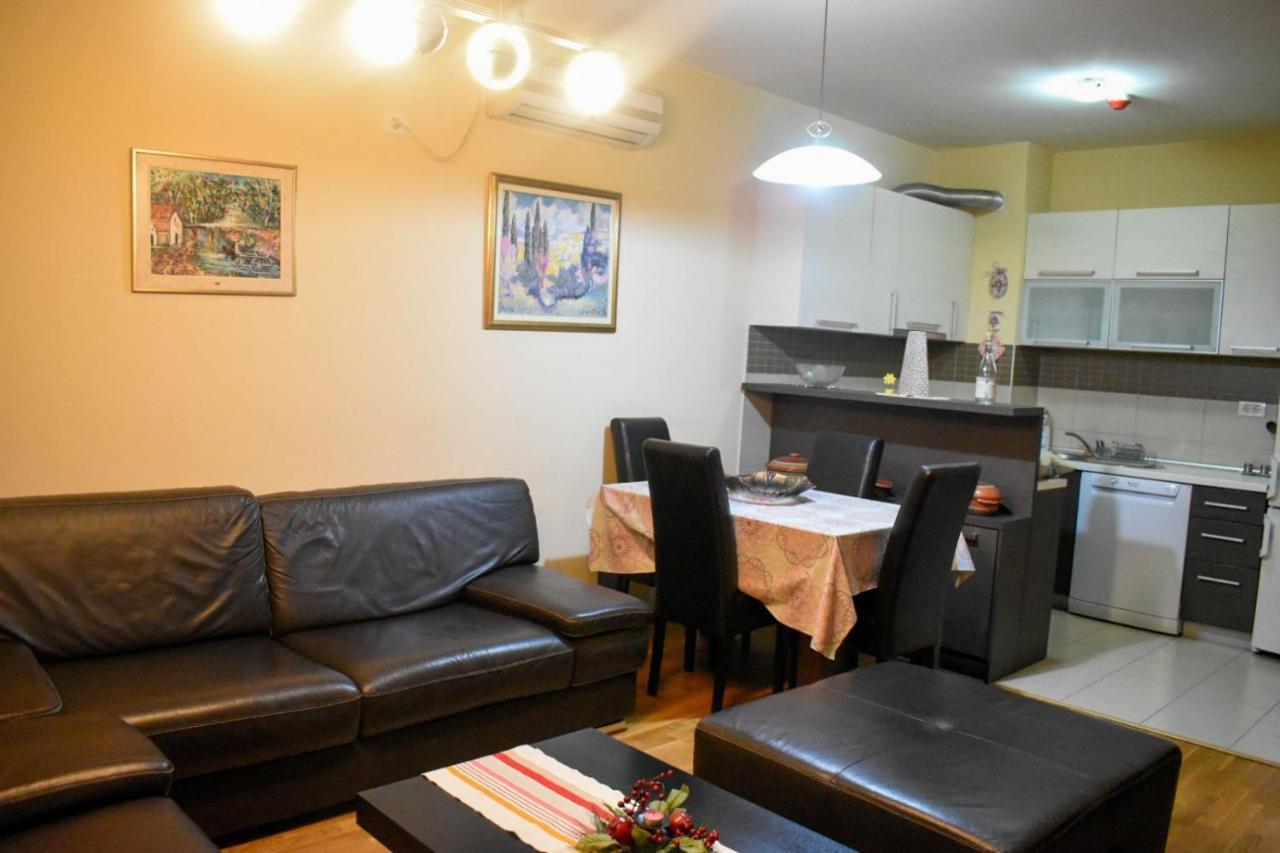Apartman Sara 2 Podgorica Eksteriør billede